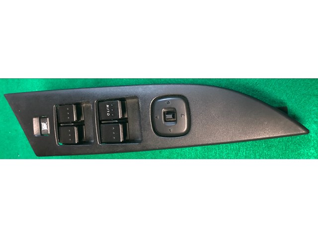 2004-2009 Mazda 3 LH Driver Master Power Window Switch OEM 