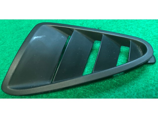 2004 MAZDA 3 FRONT RIGHT PASSENGER SIDE DASH AC A/C AIR VENT DEFROST OEM