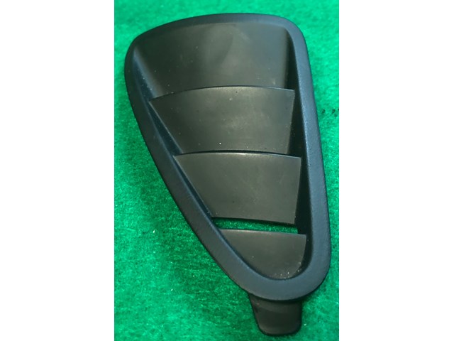 2004 MAZDA 3 FRONT RIGHT PASSENGER SIDE DASH AC A/C AIR VENT DEFROST OEM