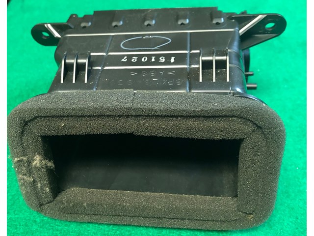 2004-2009 MAZDA 3 LEFT AIR VENT BP4L 64930 OEM