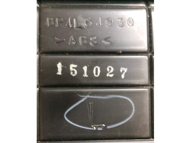 2004-2009 MAZDA 3 LEFT AIR VENT BP4L 64930 OEM