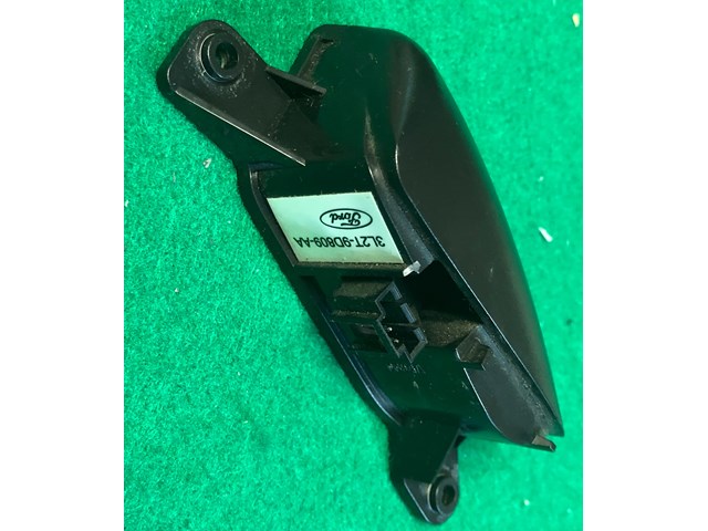 2002 - 2005 FORD EXPLORER STEERING WHEEL CRUISE CONTROL ON OFF SWITCH BUTTON