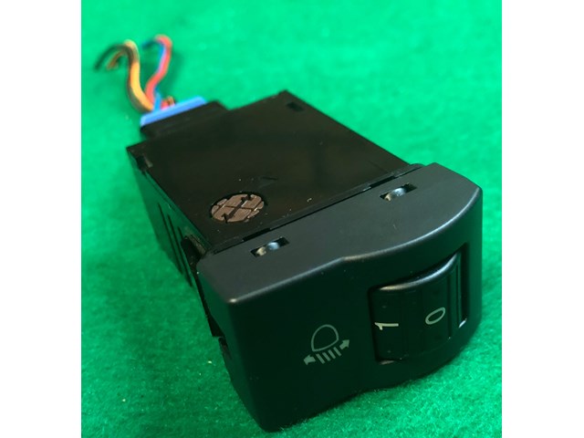 2004 Mazda 3 Headlight Range Control Light Adjust Lighting BP4K666F0 04057810 