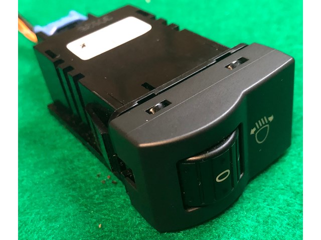 2004 Mazda 3 Headlight Range Control Light Adjust Lighting BP4K666F0 04057810 