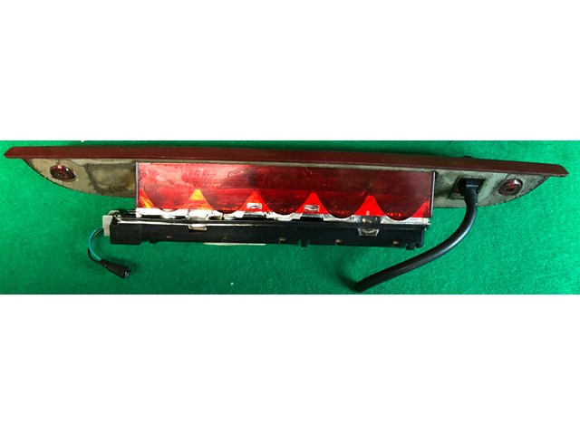 2004 FORD EXPLORER REAR LAMP THIRD BRAKE TAIL LIGHT OEM 
