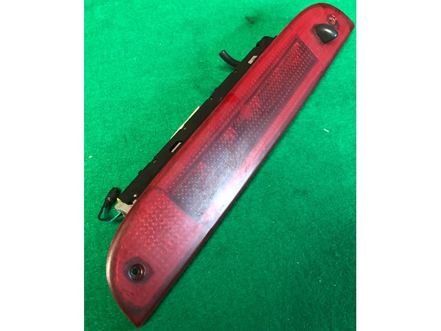 2004 FORD EXPLORER REAR LAMP THIRD BRAKE TAIL LIGHT OEM 