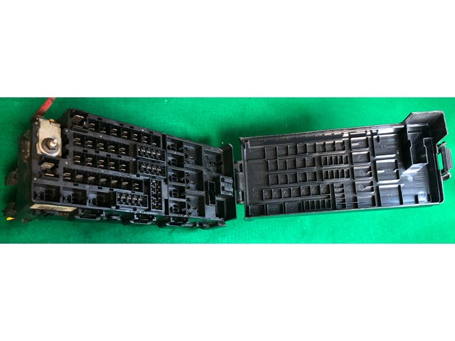 02 03 04 05 06 07 08 09 10 EXPLORER FUSEBOX FUSE BOX RELAY UNIT MODULE 