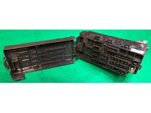 02 03 04 05 06 07 08 09 10 EXPLORER FUSEBOX FUSE BOX RELAY UNIT MODULE 