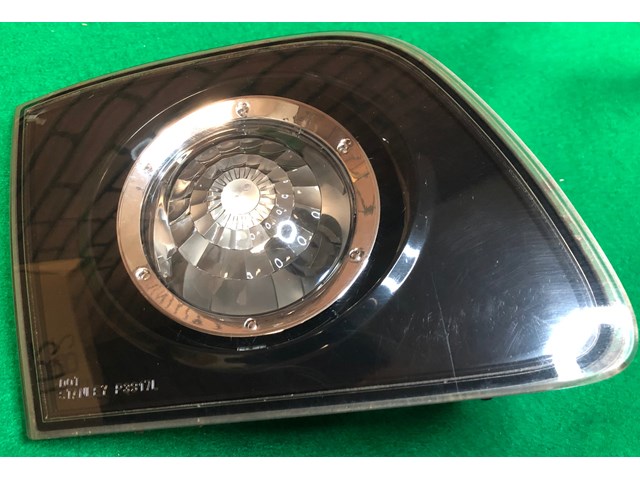  04-06 Mazda 3 Clear Lens Inner Taillight Taillamp LH Left Driver Side 