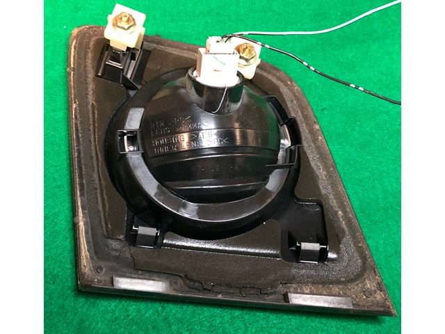  04-06 Mazda 3 Clear Lens Inner Taillight Taillamp LH Left Driver Side 