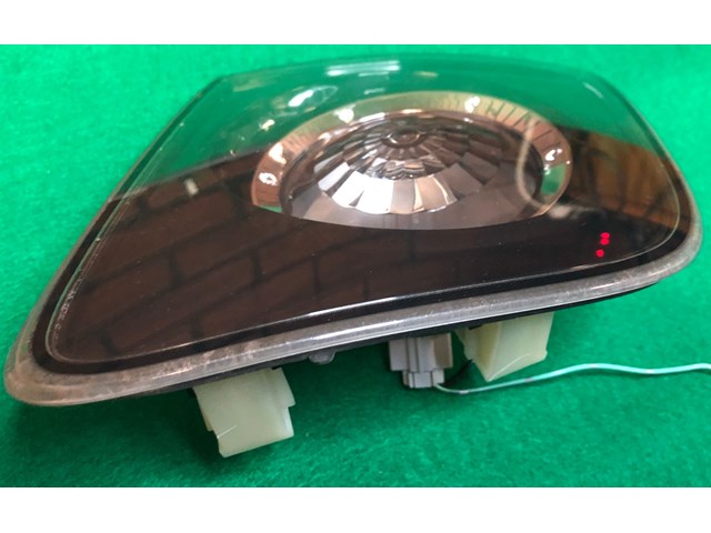  04-06 Mazda 3 Clear Lens Inner Taillight Taillamp LH Left Driver Side 