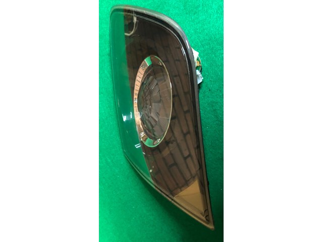 04-06 Mazda 3 Clear Lens Inner Taillight Taillamp RH Right Passenger Side