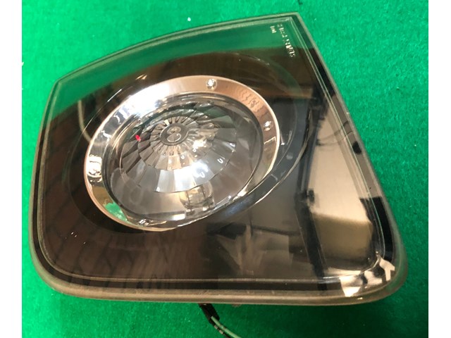 04-06 Mazda 3 Clear Lens Inner Taillight Taillamp RH Right Passenger Side