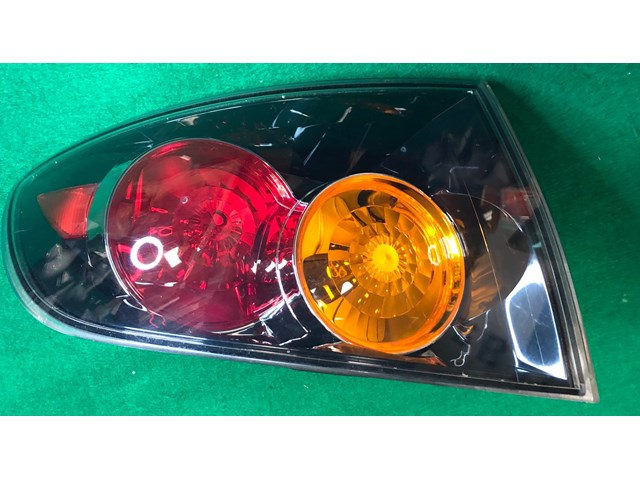 2004 2005 2006 MAZDA 3 Tail Light Assembly Left