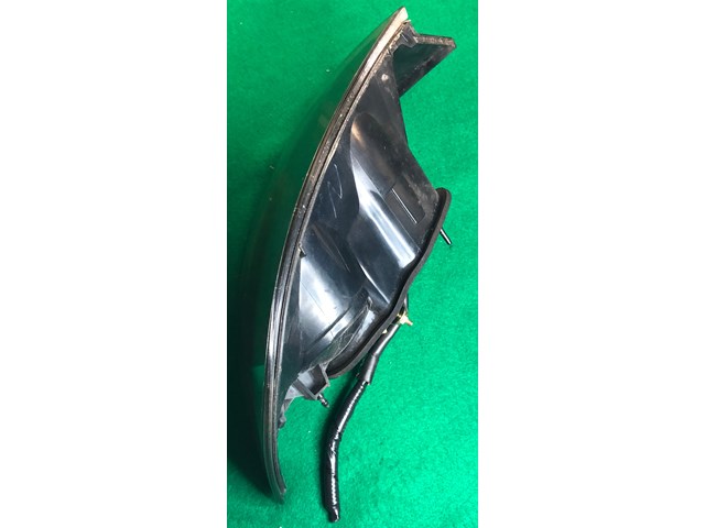 2004 2005 2006 MAZDA 3 Tail Light Assembly Left