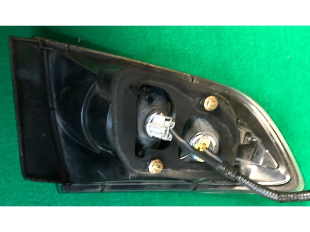 2004 2005 2006 MAZDA 3 Tail Light Assembly Right