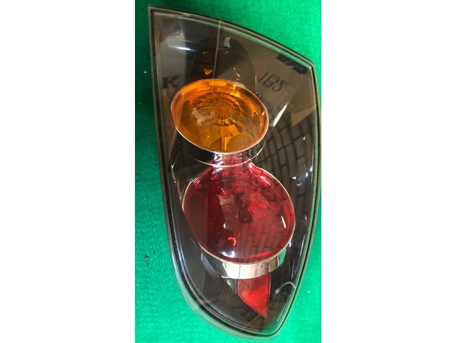 2004 2005 2006 MAZDA 3 Tail Light Assembly Right