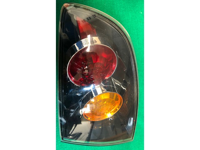2004 2005 2006 MAZDA 3 Tail Light Assembly Right