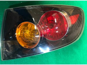 2004 2005 2006 MAZDA 3 Tail Light Assembly Right