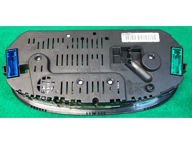 2002 VW VOLKSWAGEN JETTA SPEEDOMETER GAUGE INSTRUMENT CLUSTER 1J0920