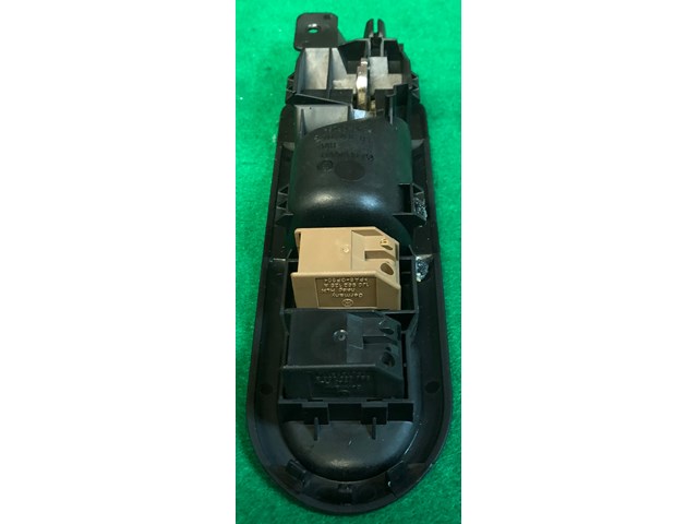 RH Front Interior Door Handle Window Lock Switch VW Jetta Golf MK4 - 1J1837114G