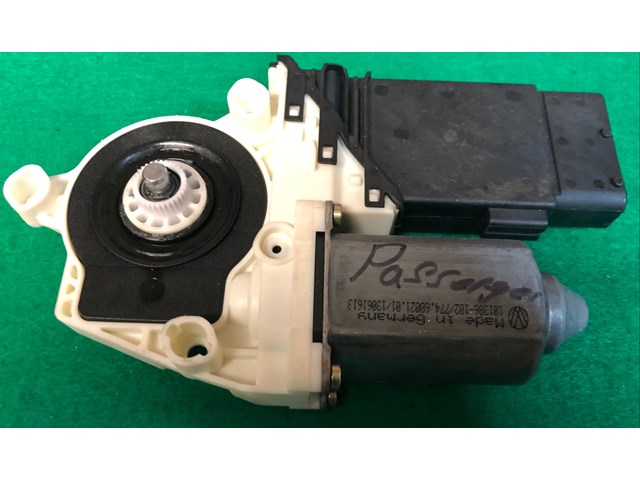 2002-2005  MK4 Jetta Golf Passenger Front Right Window Motor Regulator 1C1959802