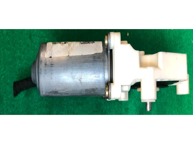  99 - 05 VW VOLKSWAGEN JETTA Rear Right Power Window Regulator Motor OEM 119434