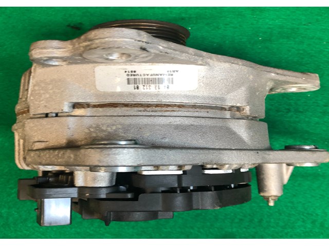 2002 Volkswagen Jetta Alternator OEM 