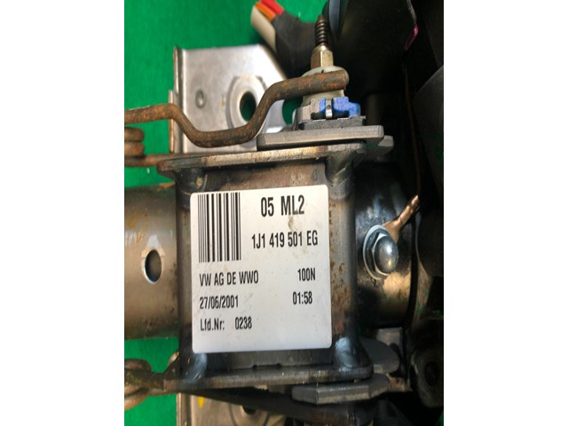 2002 VOLKSWAGEN JETTA STEERING COLUMN IGNITION LOCK HOUSING W/ KEY OEM