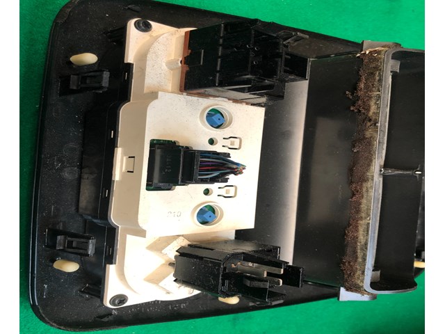 02 03 04 05 FORD EXPLORER RADIO TRIM BEZEL W/ AC CLIMATE TEMPERATURE CONTROL OEM