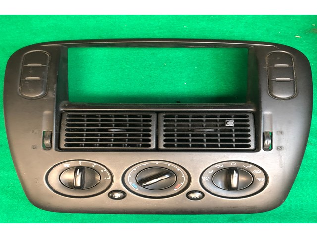 02 03 04 05 FORD EXPLORER RADIO TRIM BEZEL W/ AC CLIMATE TEMPERATURE CONTROL OEM