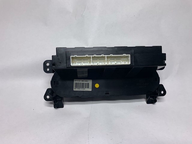 2006 Kia Sedona Heater/AC Control Head Adjustment Components