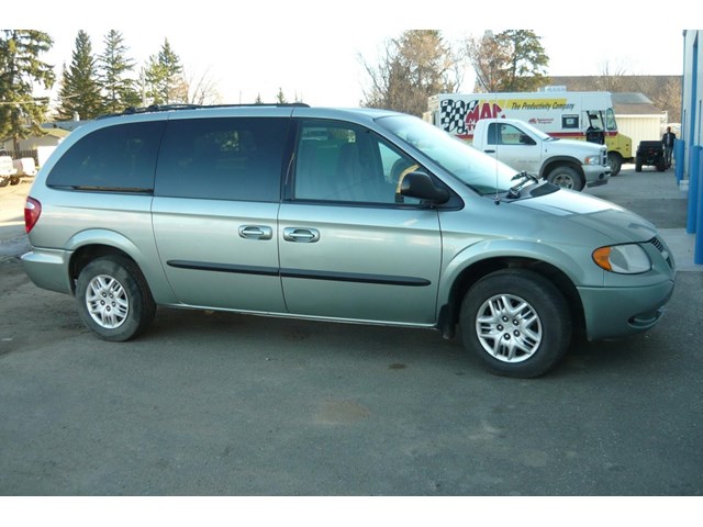 2003 Dodge Caravan Passenger Rear Quarter Glass RH Tinted