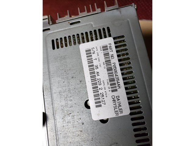 2003 Dodge Caravan Radio