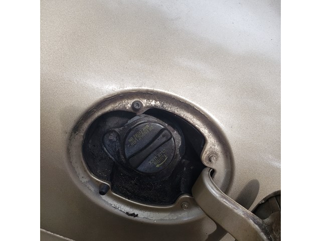 2001 Mercury Sable Gas Door