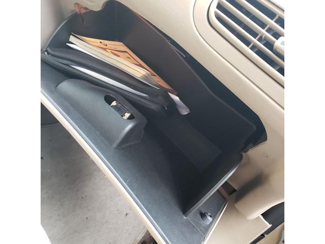 2001 Mercury Sable Glove Box