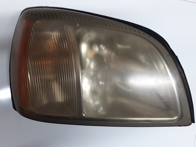 2000-2003 Cadillac DeVille Headlight