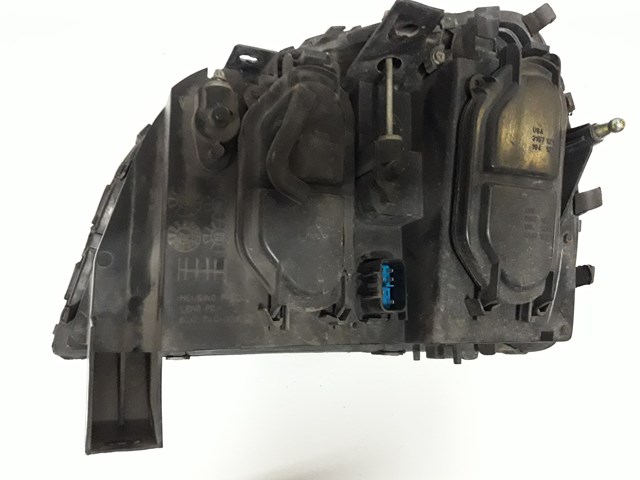 2000-2003 Cadillac DeVille Headlight
