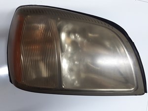 2000-2003 Cadillac DeVille Headlight