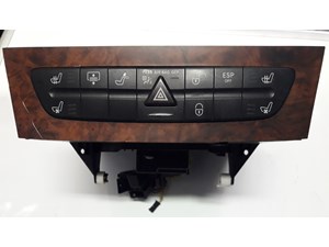 2006-2009 Mercedes E350 Radio Audio CD Charger Switch Panel 