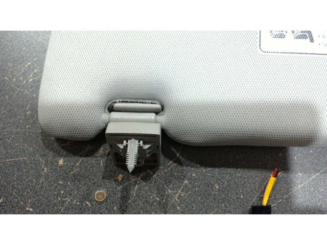 2011 2015 KIA OPTIMA RIGHT SIDE SUN VISOR W ROOF ILLUMINATED