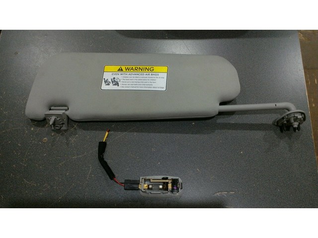 2011 2015 KIA OPTIMA RIGHT SIDE SUN VISOR W ROOF ILLUMINATED