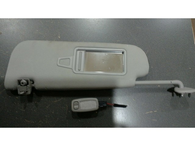 2011 2015 KIA OPTIMA RIGHT SIDE SUN VISOR W ROOF ILLUMINATED