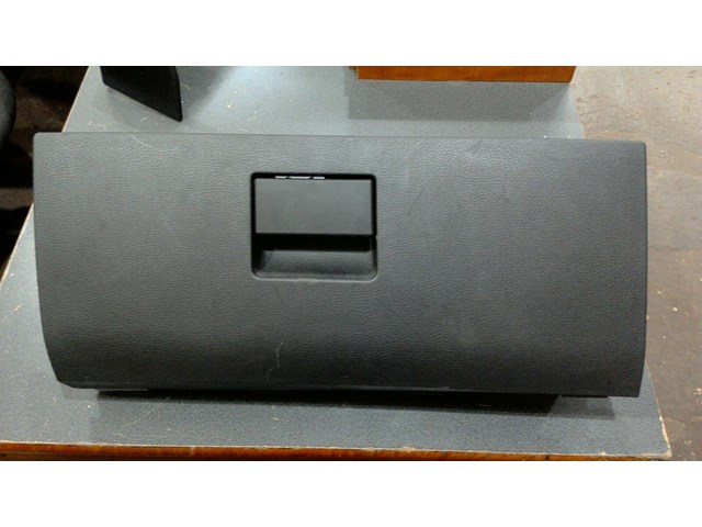 2009 2012 DODGE RAM 1500 GLOVE BOX STORAGE