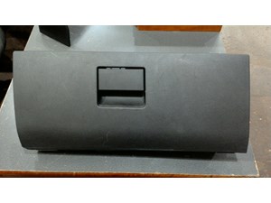 2009 2012 DODGE RAM 1500 GLOVE BOX STORAGE