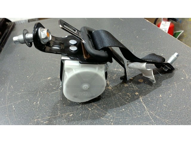 2017 HONDA CIVIC COUPE LEFT REAR SEAT BELT P/N 2497243