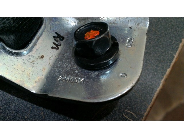 2017 HONDA CIVIC COUPE REAR CENTER SEAT BELT BUCKLE P/N 2449314