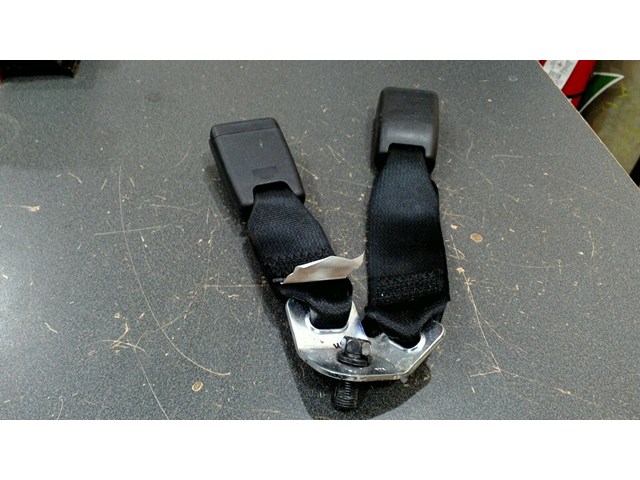 2017 HONDA CIVIC COUPE REAR CENTER SEAT BELT BUCKLE P/N 2449314