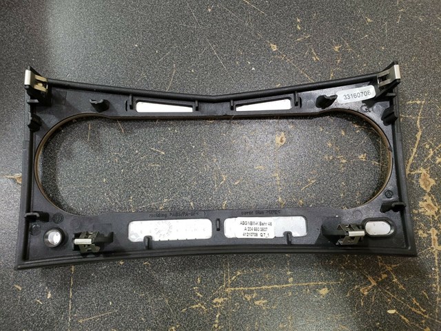 2009 MERCEDES BENZ C300 DASH CLIMATE CONTROL COVERING BEZEL P/N A2046803507