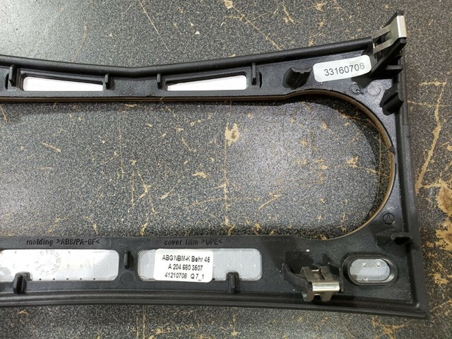 2009 MERCEDES BENZ C300 DASH CLIMATE CONTROL COVERING BEZEL P/N A2046803507